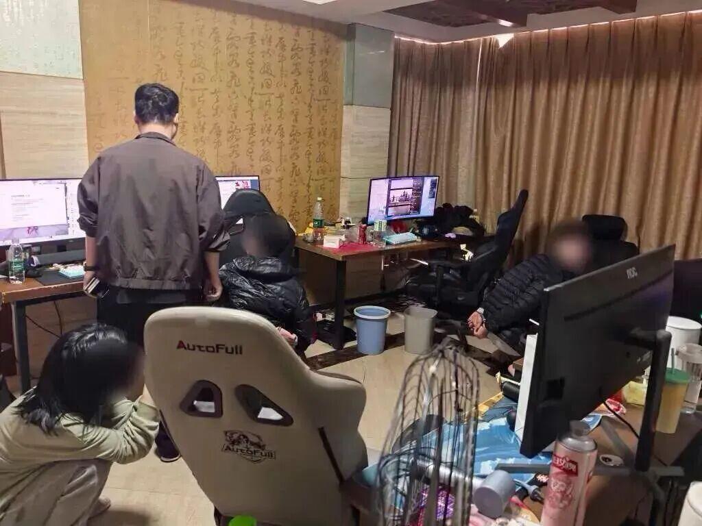 天博体育app下载-12人卖出1.8亿单,国内最大的Steam黑产浮出水面